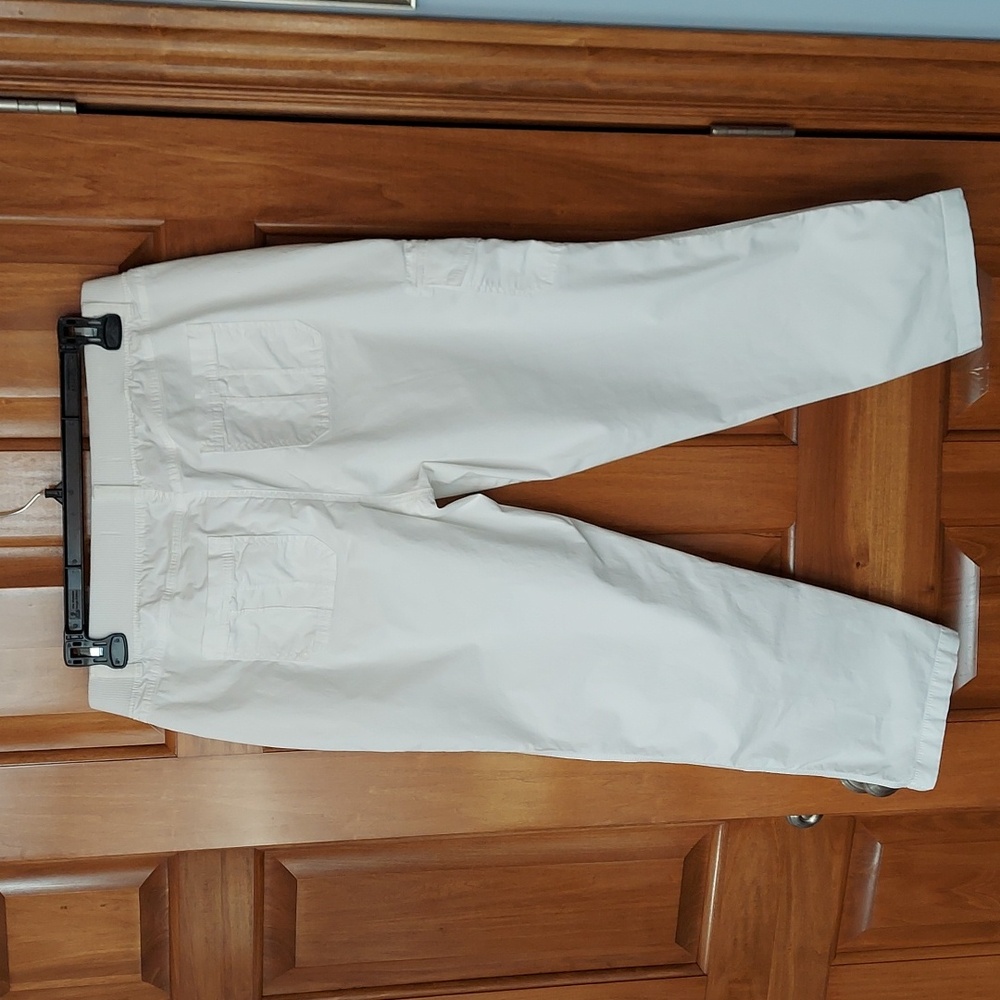 - Sonoma Women's White Cargo Stretchy Pants, Elastic Waistband Size 14, Like New - Picture 3 of 9